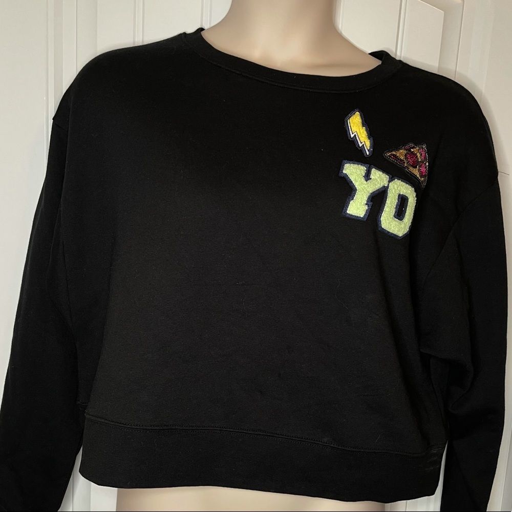 Cropped Black Sweatshirt 